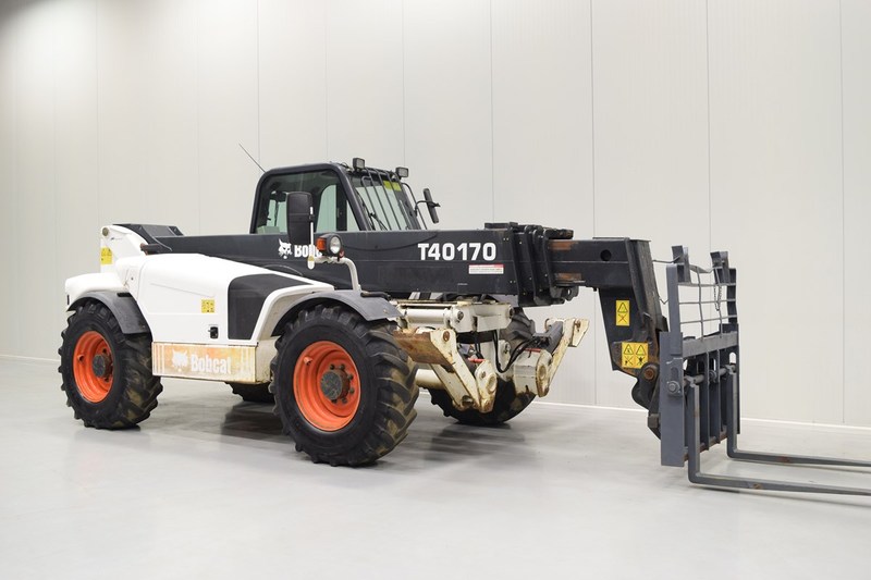 Electric Forklift 2.5 ton - CAT